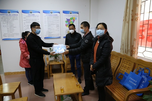 縣法院、縣人大法工委到桂圩鎮(zhèn)了解疫情防控、禁毒工作2.jpg